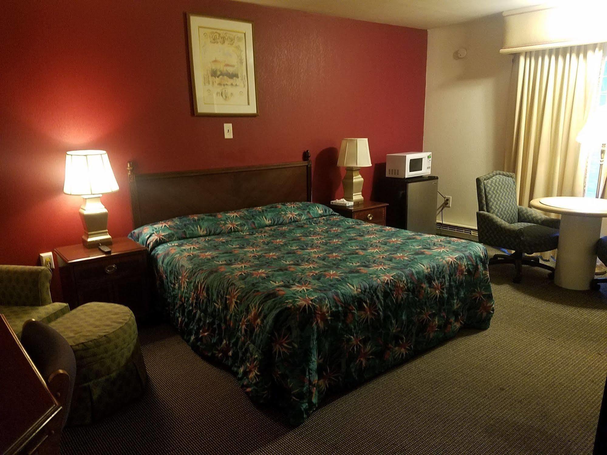 Maplehurst Motel 퉁크하녹 외부 사진